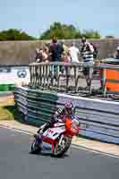 Vintage-motorcycle-club;eventdigitalimages;mallory-park;mallory-park-trackday-photographs;no-limits-trackdays;peter-wileman-photography;trackday-digital-images;trackday-photos;vmcc-festival-1000-bikes-photographs